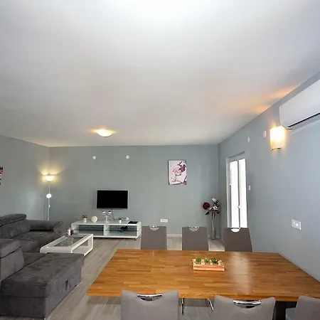 Apartment Bilic